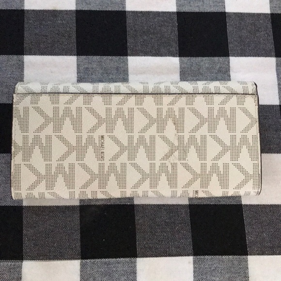 Wallet - Picture 2 of 5